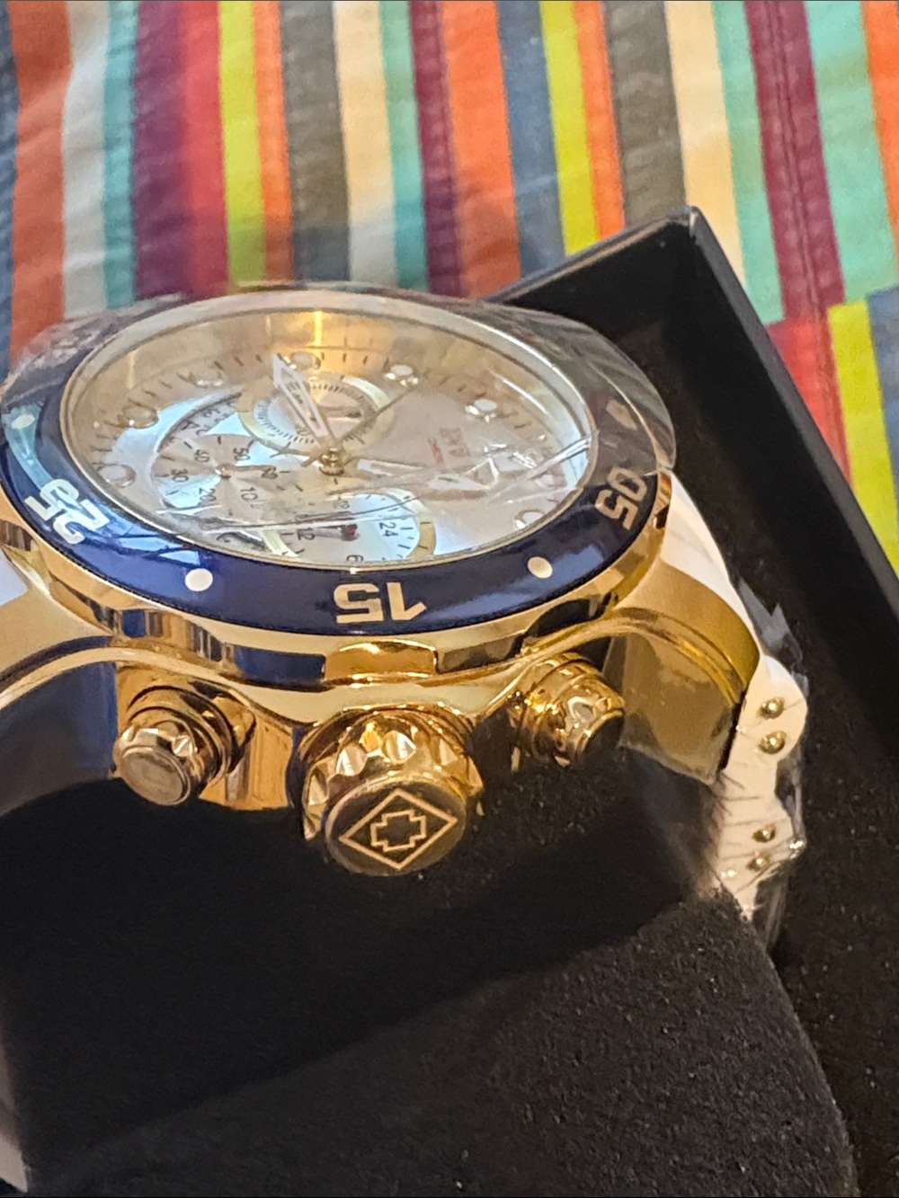 Last sale price Rare Invicta Pro Diver SCUBA
Men's Watch - 48mm, Gold, White - Picture 8 of 16